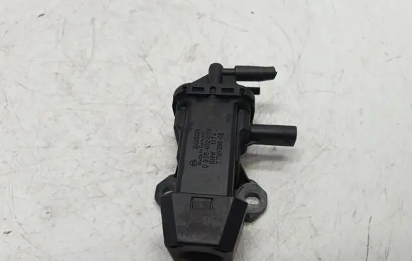Vacuum valve