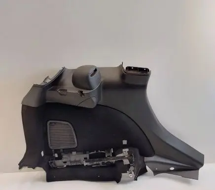 Trunk/boot lower side trim panel