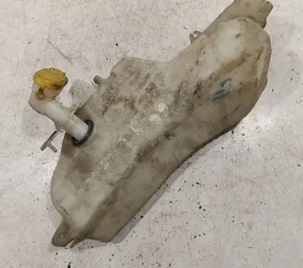 Renault Scenic I Windshield washer fluid reservoir/tank 7700843902