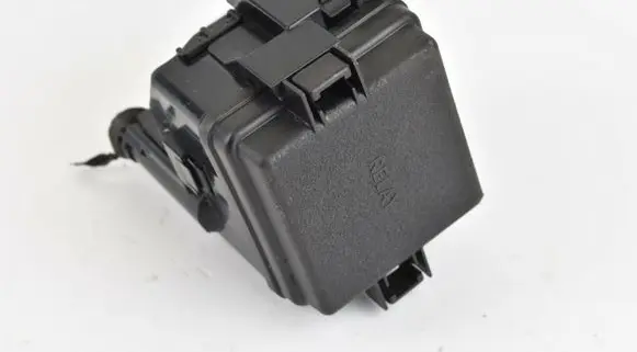 Toyota Land Cruiser (J120) Relay mounting block 8266260730
