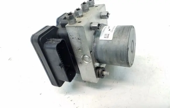 Chrysler 200 ABS Pump 68267002AC