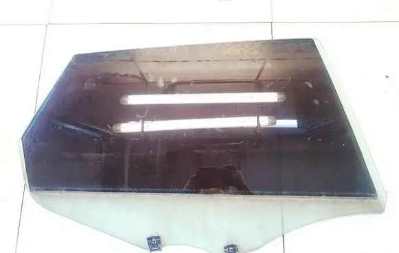 Peugeot 508 Rear door window glass dot39as2m34