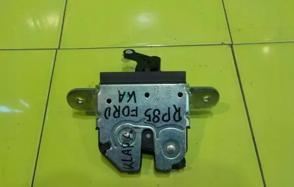 Ford Ka Tailgate exterior lock 51809767 RP85