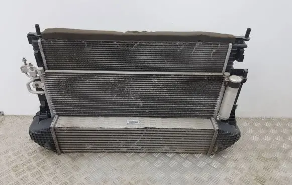 Ford Kuga II Radiator set EJ738005A 5005004335 FV416K775AB
