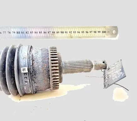 KIA Carens II Front driveshaft