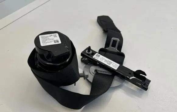 Tesla Model Y Front seatbelt 149378301C 1493783 ARP13352015650