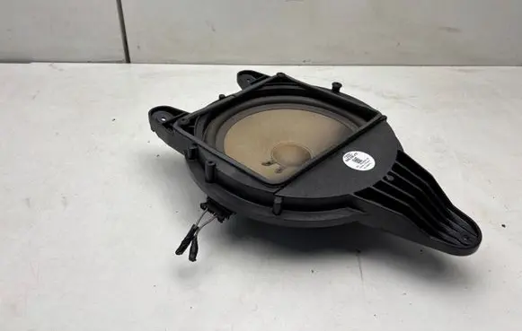 Audi A4 S4 B9 Subwoofer speaker 8W5035412