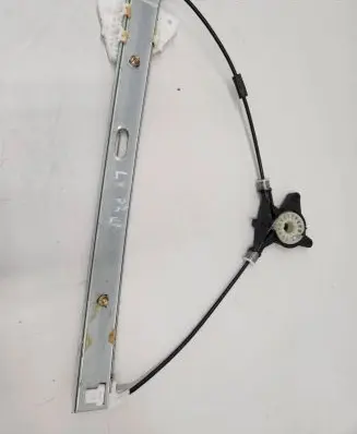 Mazda 6 Front door manual window regulator 