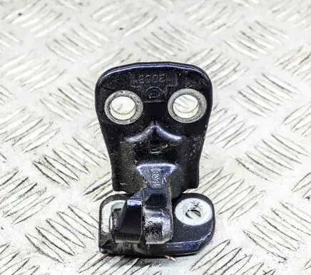 Land Rover Discovery 4 - LR4 Rear door upper hinge