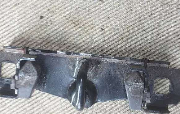 Ford Kuga I Loading door lock loop/hook striker 8V41S404B12AA