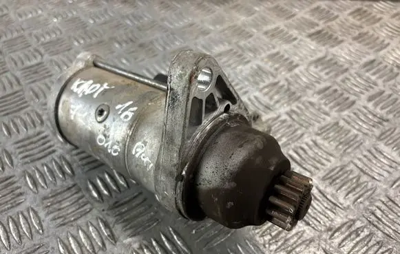 Volkswagen Caddy Starter motor 0AM911023H 260312 ESW20ER20