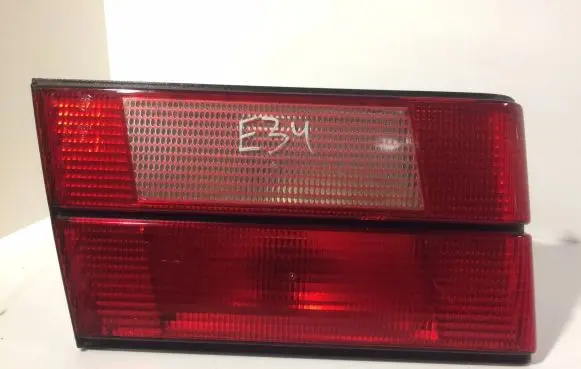 BMW 5 E34 Tailgate rear/tail lights 83515610L 3374463201