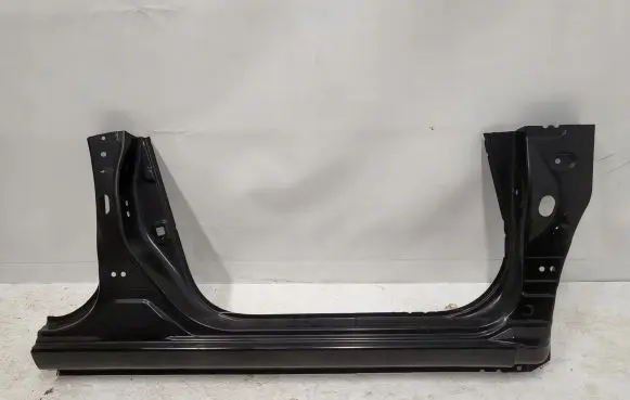 Nissan Micra Pillar (middle) 