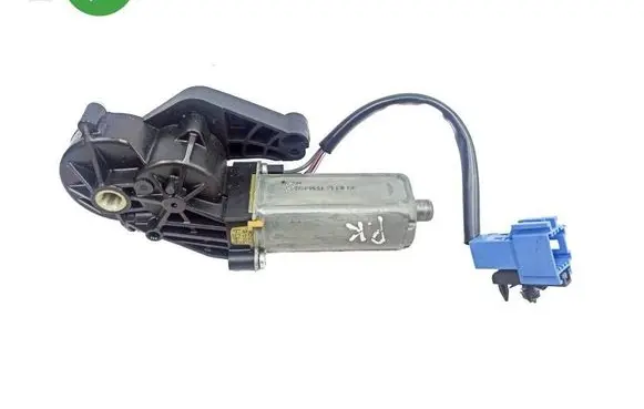 Mercedes-Benz CLS C219 Seat adjustment motor 0390203208 82059112 820591124