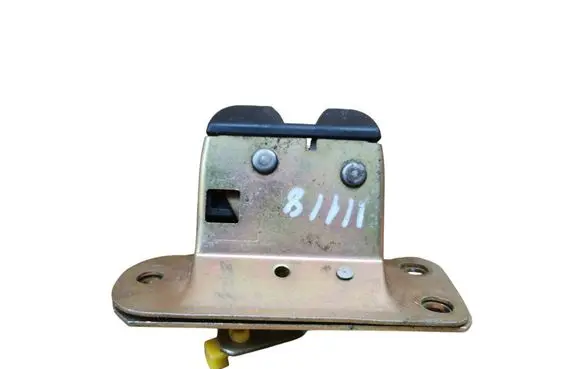 Volvo S40, V40 Tailgate lock latch 30802821