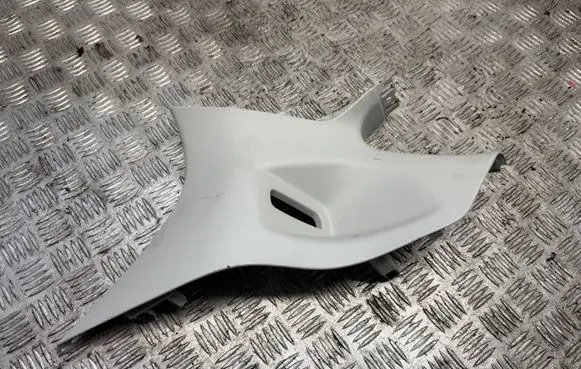 Ford Fiesta (D)pillar trim (top) D1BBB3111AAW