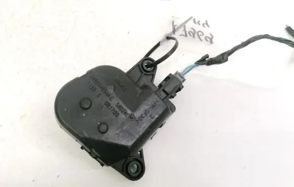 Chrysler Pacifica Air flap motor/actuator 04885465AA 58024E