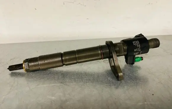 Land Rover Range Rover L405 Fuel injector AH4Q9K546BB LR066229