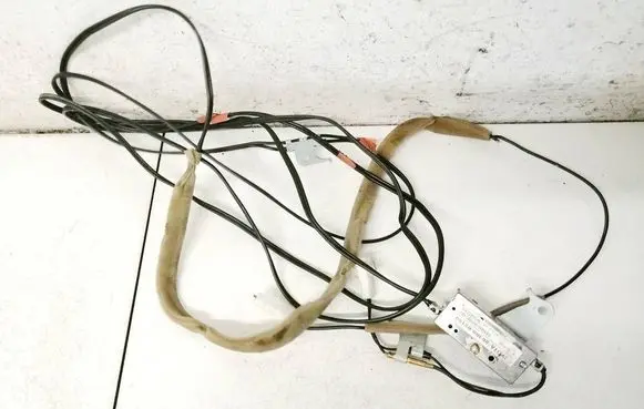 Toyota Avensis T250 Antenna control unit 8630005150 86300-05150
