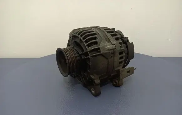 Volkswagen PASSAT B5.5 Generator/alternator 074903025R