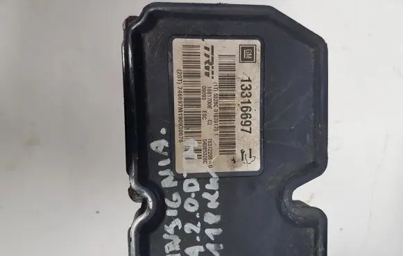 Opel Insignia A ABS Pump 13316697
