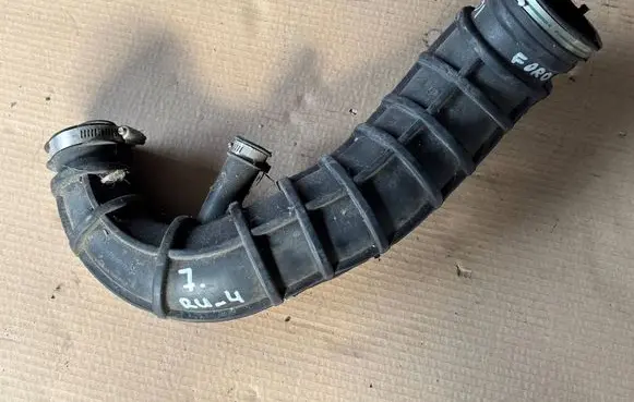 Ford Transit Air intake hose/pipe 2C119C623CF