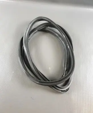 Suzuki Vitara (LY) Rear door rubber seal (on body) 