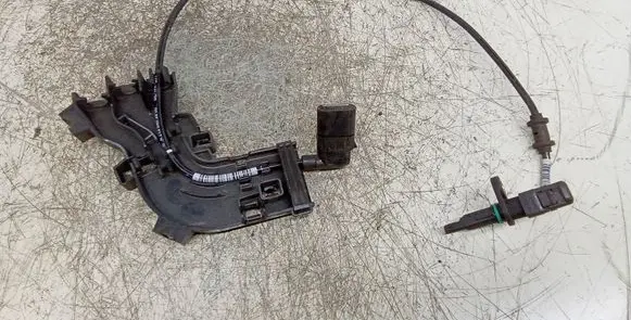 Mercedes-Benz E W213 ABS rear brake sensor A2135403905 A3129055703