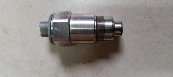 Opel Astra G Fuel pressure regulator 