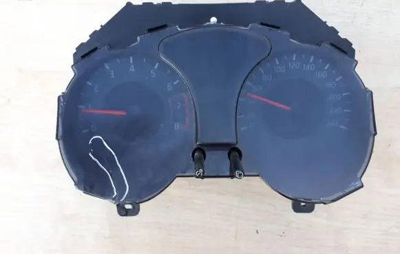 Nissan Juke I F15 Speedometer (instrument cluster) 248101KA0A