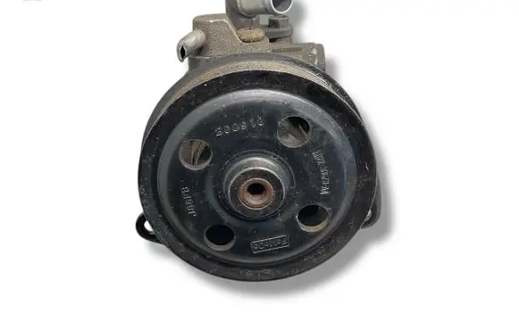 Land Rover Discovery 4 - LR4 Power steering pump AH223A696AB B4911045307 9Y243006