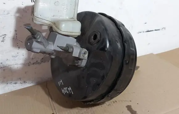 Mercedes-Benz C W204 Brake booster A2044301230
