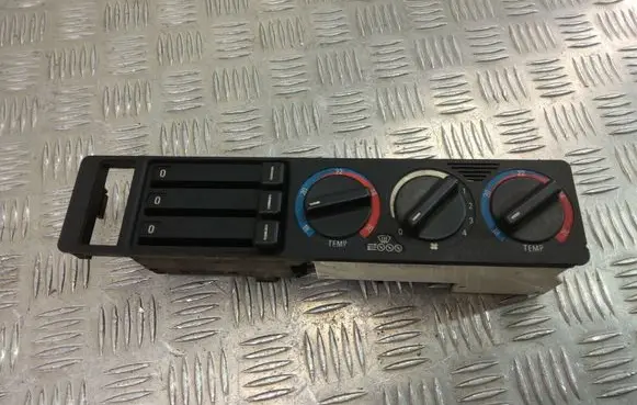 BMW 5 E34 Climate control unit 1391378 1391379