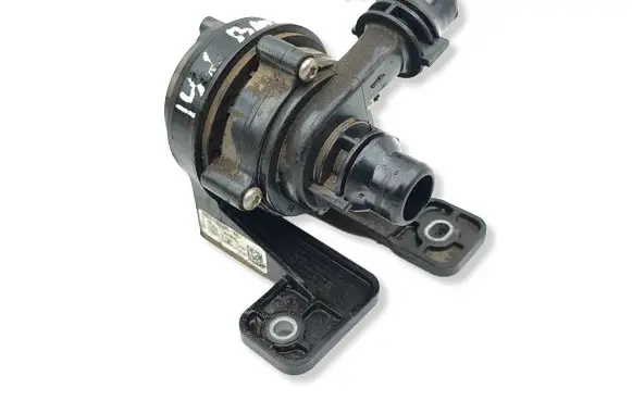 Land Rover Range Rover Sport L461 Electric auxiliary coolant/water pump R8E28B500AB