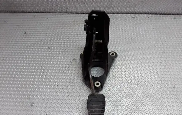 Clutch pedal