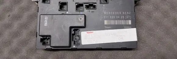 Mercedes-Benz E W211 Door control unit/module 2118200426