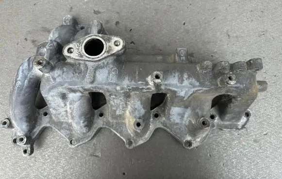 Nissan Patrol Y61 Intake manifold 14003VC300