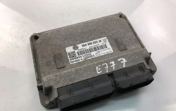 Volkswagen Golf VI Other relay 06A906033JK