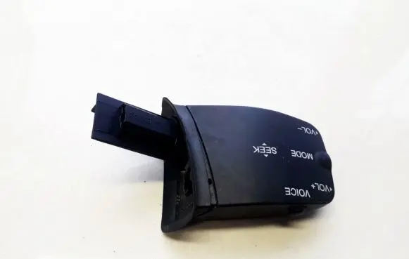 Ford Focus Multifunctional control switch/knob 758709 DX1AA