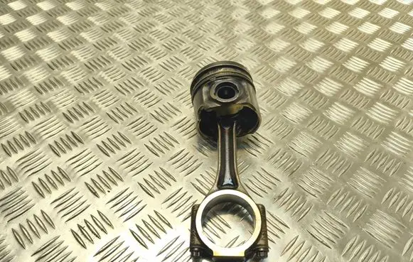 Piston