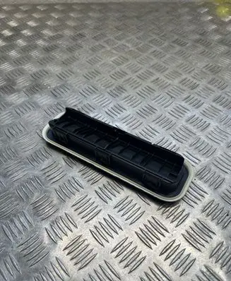 KIA EV6 Quarter panel pressure vent 81402831 97510D4000