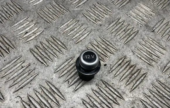 Audi A6 S6 C7 4G 12 V Socket (front) 4L0919311