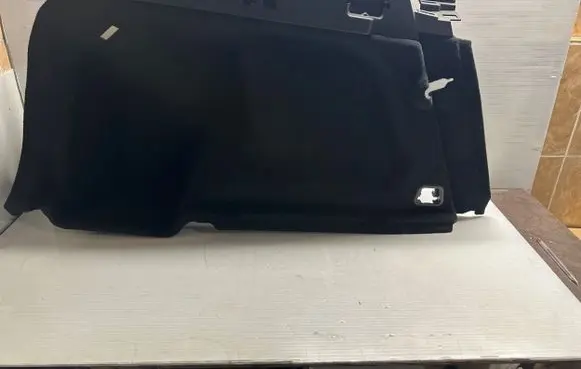 Volvo XC60 Trunk/boot lower side trim panel 31440665