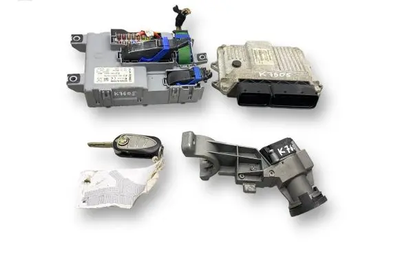 Alfa Romeo Mito Engine ECU kit and lock set 51854485 00505167040