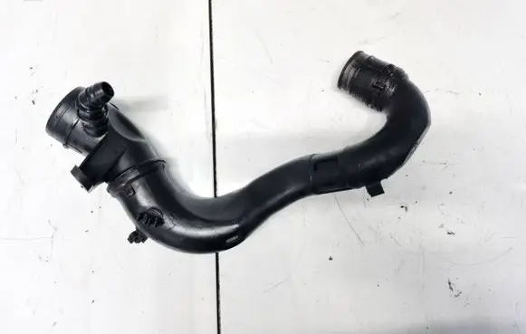 Volkswagen Golf IV Intercooler hose/pipe px0446037