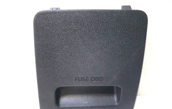 KIA Sorento Fuse box cover 91941C5840