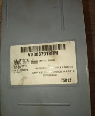 Chrysler Grand Voyager IV Screen/display/small screen 5016284AD VG3887018RM