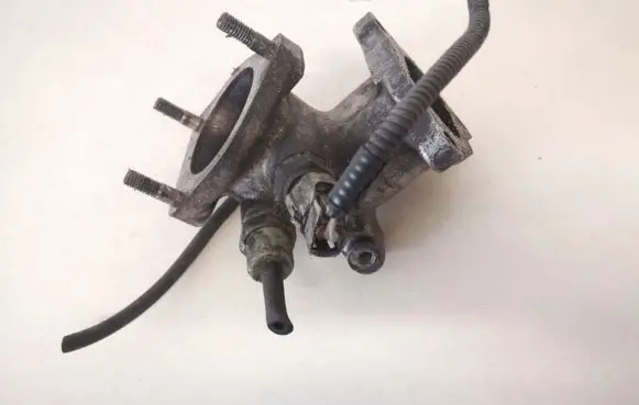 Toyota Avensis T250 Engine coolant pipe/hose