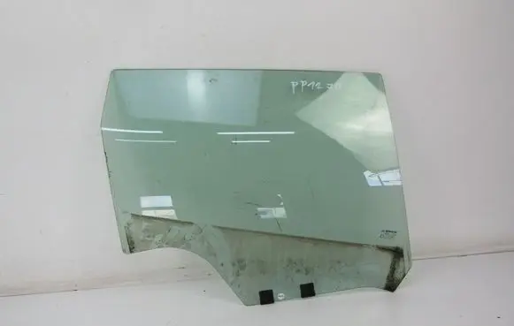 Renault Clio I Rear door window glass 