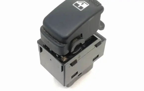 Hyundai Tucson JM Electric window control switch